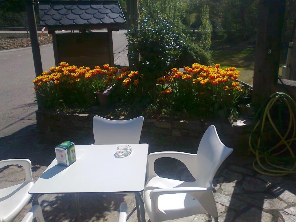 Hostal El Peregrino La Portela de Valcarce Zewnętrze zdjęcie