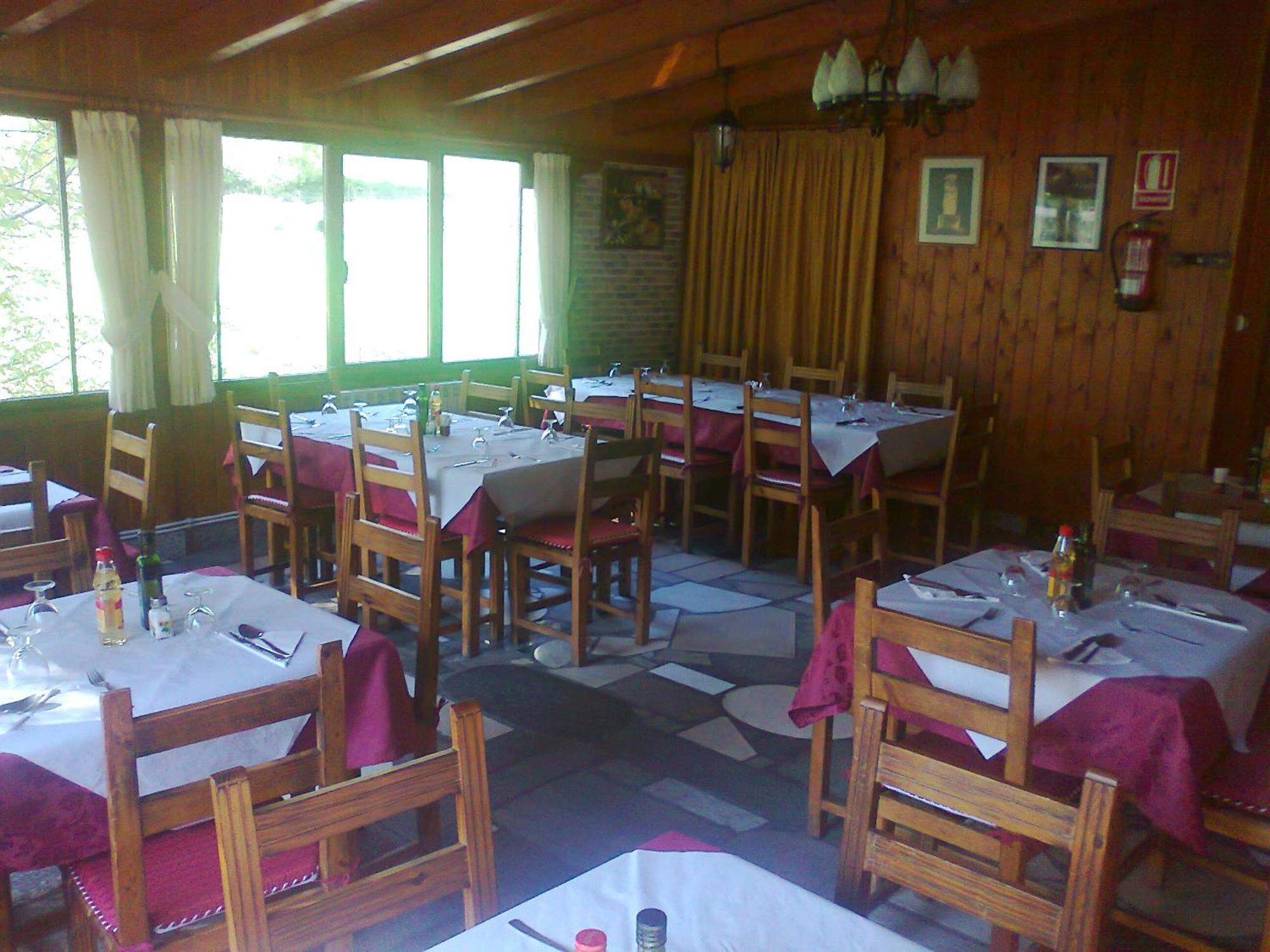 Hostal El Peregrino La Portela de Valcarce Zewnętrze zdjęcie