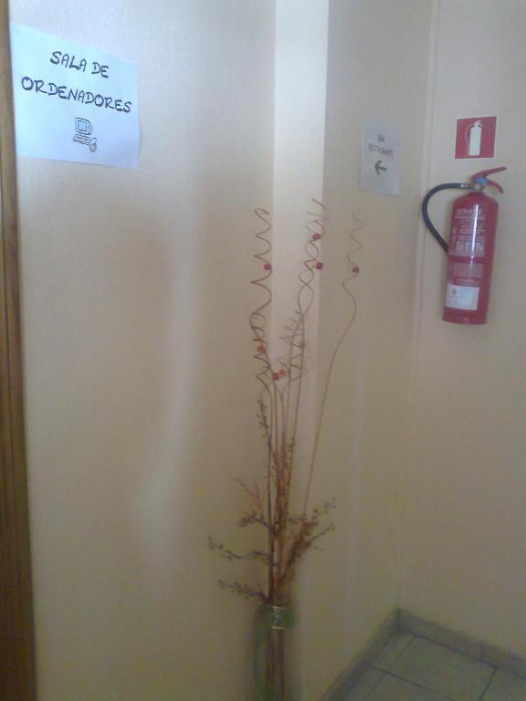 Hostal El Peregrino La Portela de Valcarce Zewnętrze zdjęcie